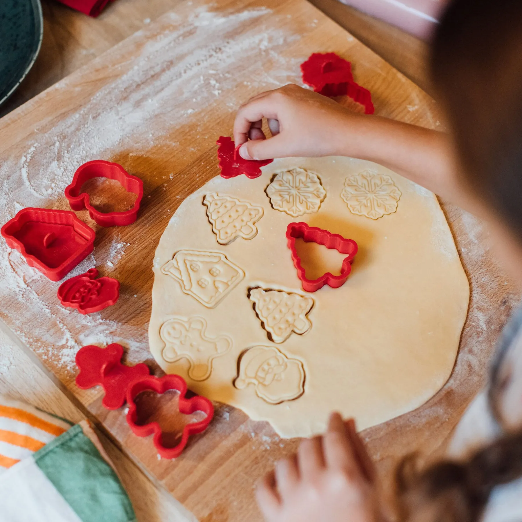 Legami Weitere Küchen-Accessoires|Party-Accessoires*5er-Set Plätzchenformen mit Stempel - Cookie Time!